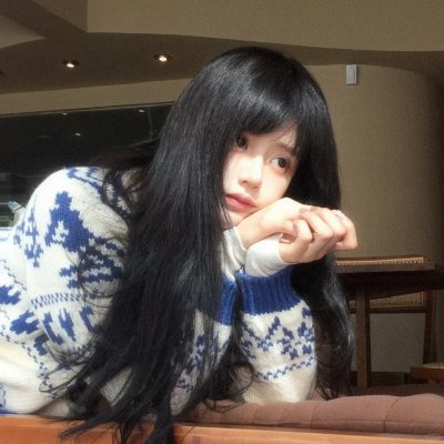 接近无限的白