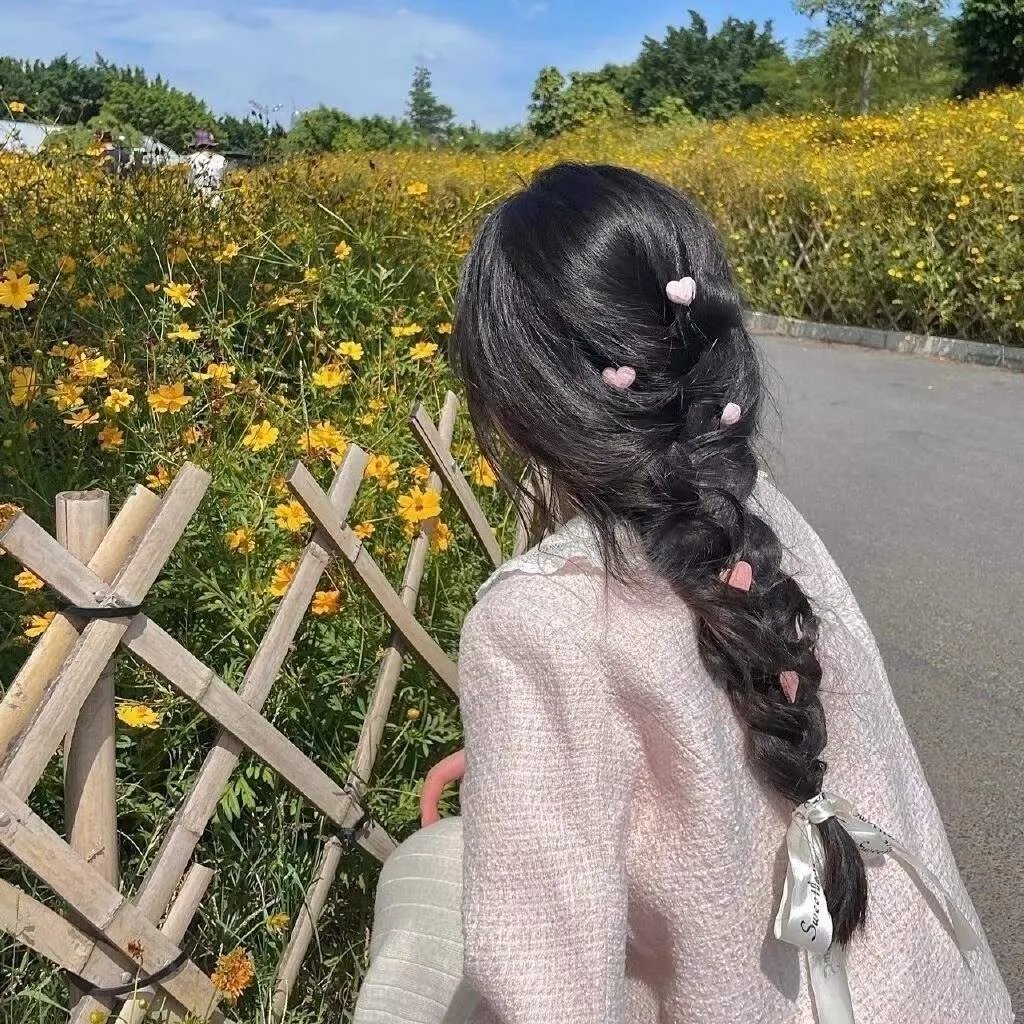 吞噬太阳的女子